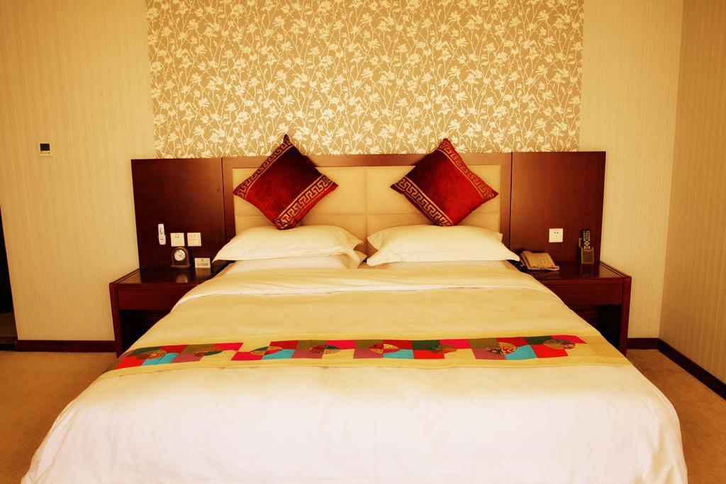 Fuyong Yulong Hotel Beijing Exterior photo