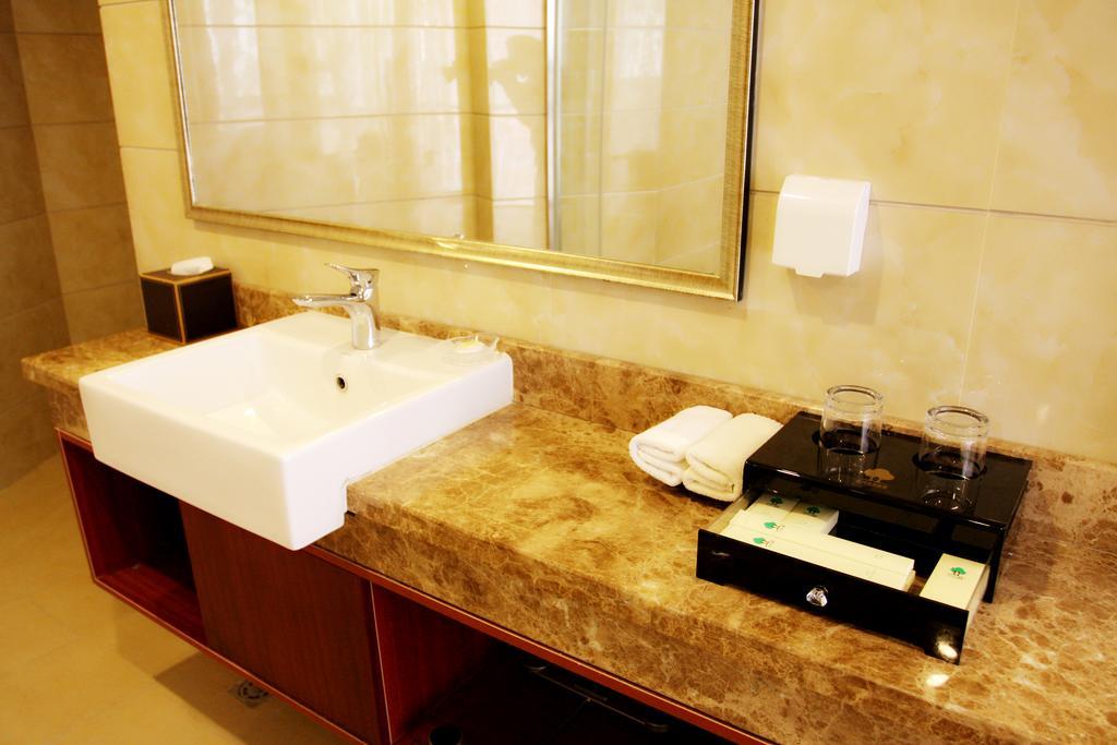 Fuyong Yulong Hotel Beijing Exterior photo